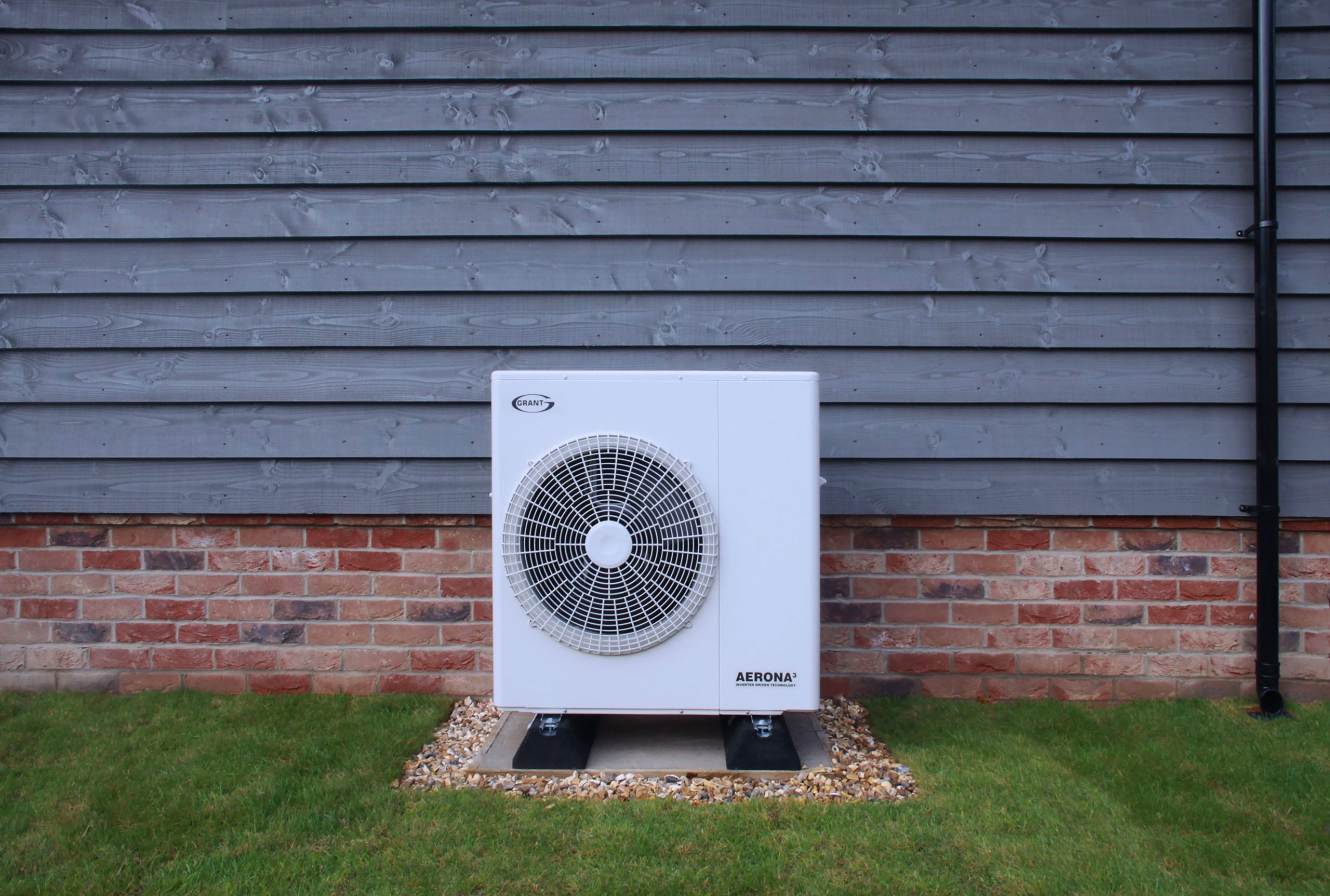 Understanding the Basics of Air-Water Heat Pumps for Your Home